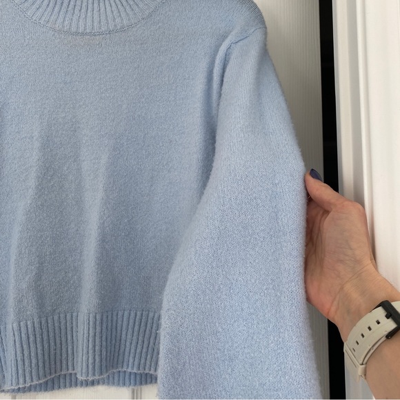 Target sweater, size small - Picture 2 of 3